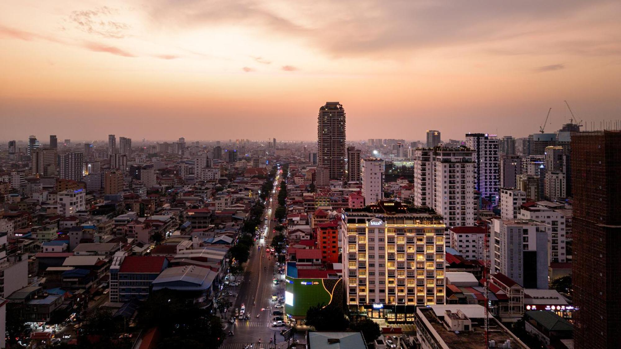 โรงแรมมาร์โค โปโล พนมเปญ ภายนอก รูปภาพ